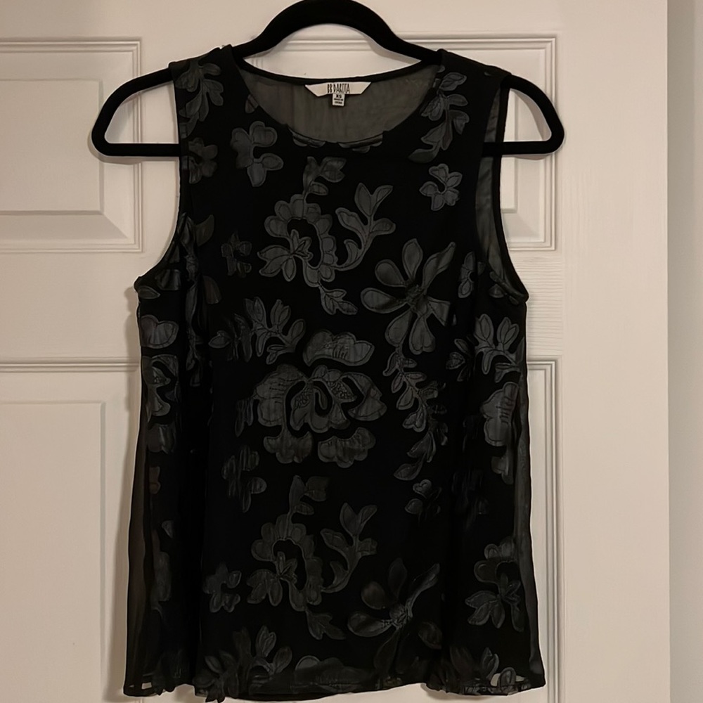 BB Dakota Floral Embroidered Blouse